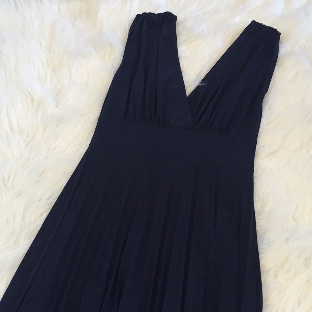 Women Dress - Picture 8 of 10